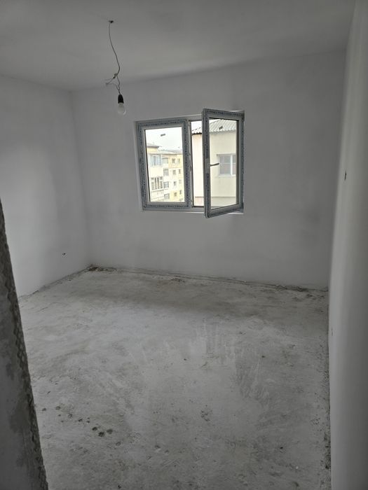 Apartament 3 camere