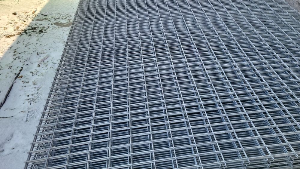 Plasa sudata zincata diverse ochiuri