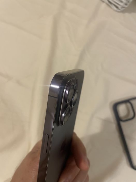 Продавам отличен Iphone 14 pro max 256gb цвят Deep purple