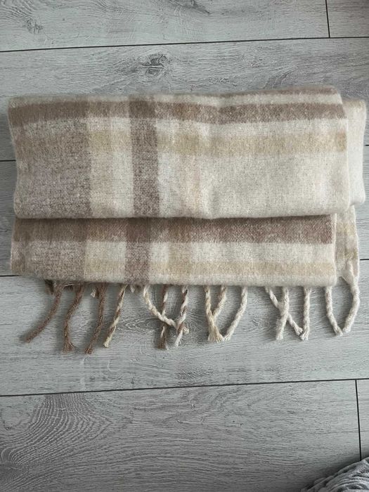 Vand fular/sal gros nou Steve Madden