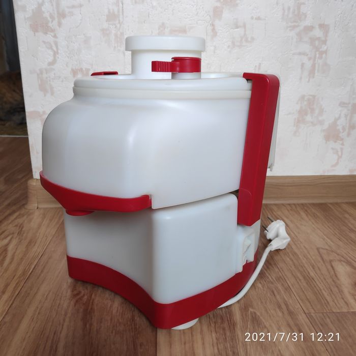 Продам соковыжималку