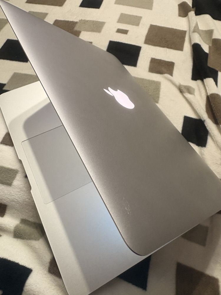 MacBook Air 2017 13”