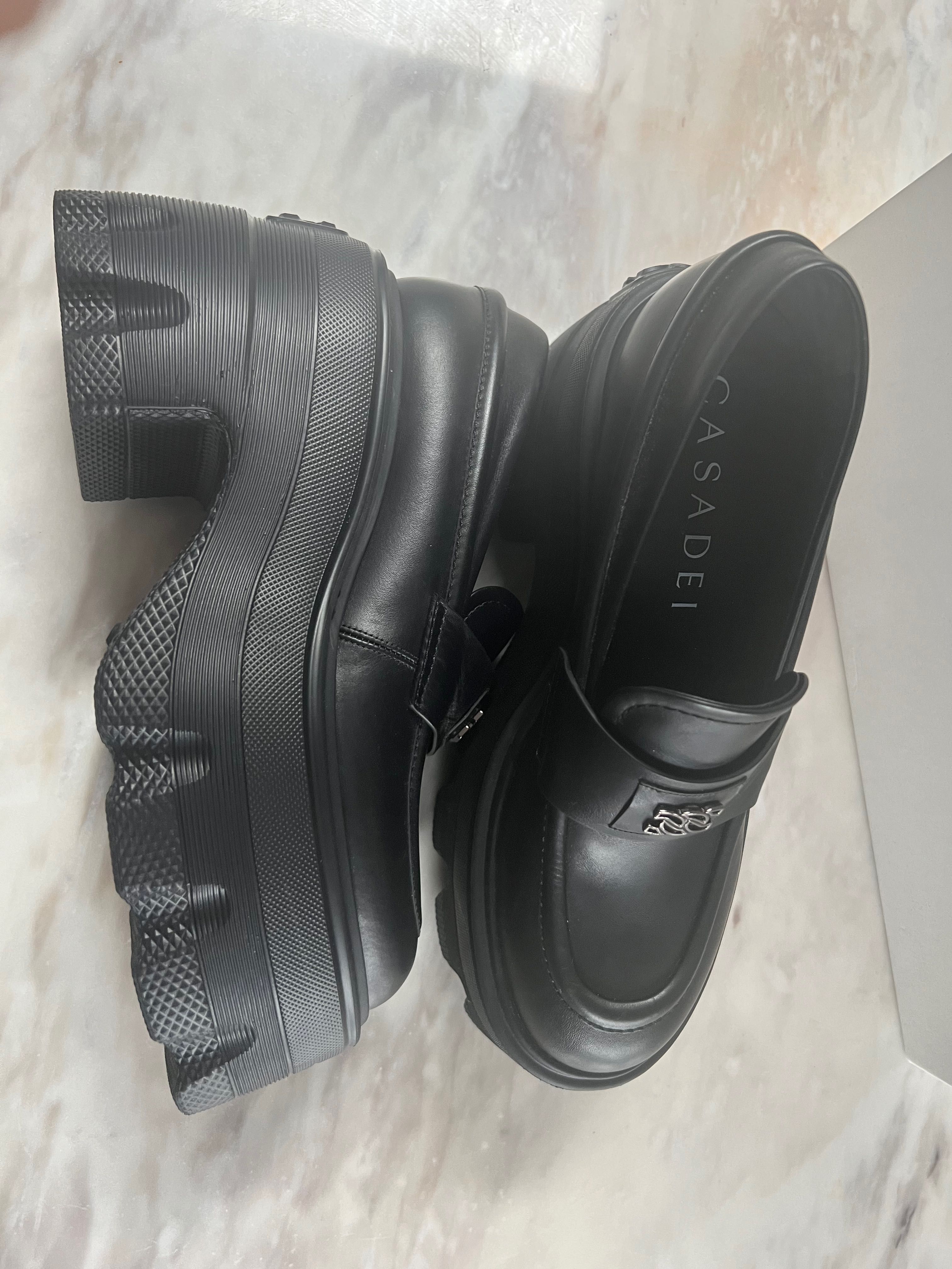 Casadei - черни кожени мокасини на платформа