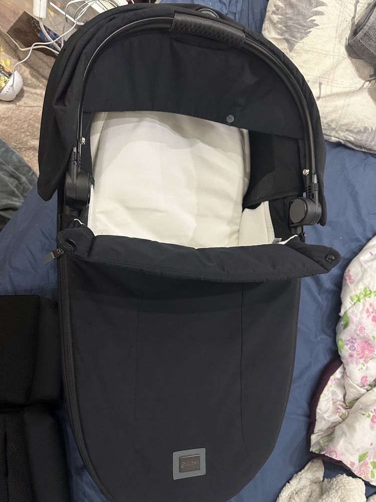 Кош за новородено Cybex Priam 4 /e-PRIAM Lux / Sepia Black