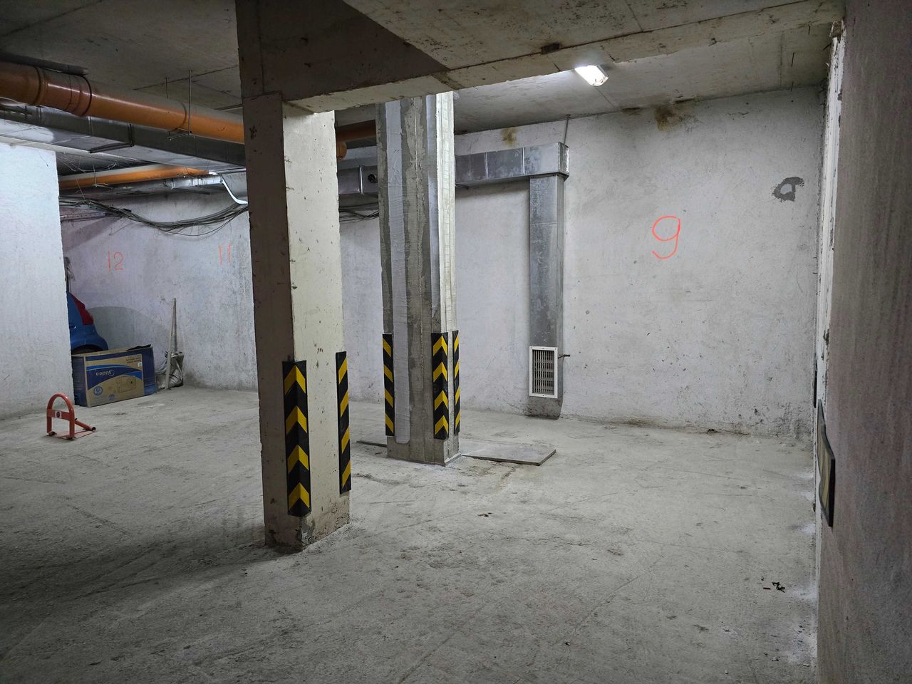Продава се Гараж / Паркомясто в София, Манастирски ливади - 14 кв.м за 1572 €/кв.м - Снимка #2