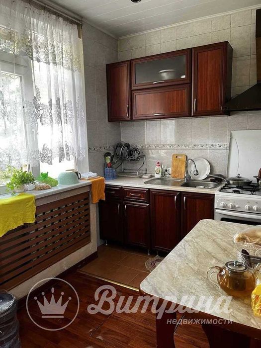 2 комнатная квартира на Максим Горьком