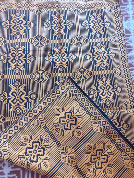 Битово,старинно, 125/70см