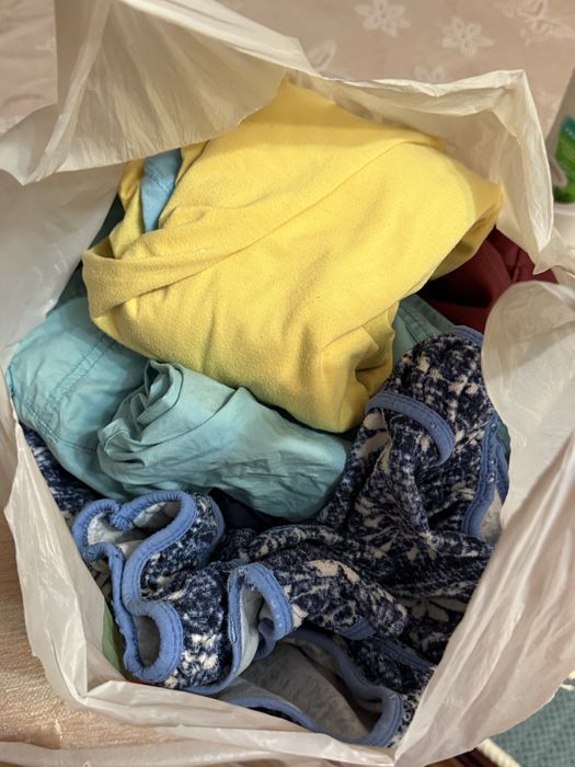 Отдам пакет женских вещей р 48