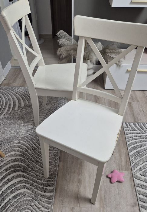 Set 4 scaune lemn masiv IKEA - 4 bucati Pret valabil pana Sambata!