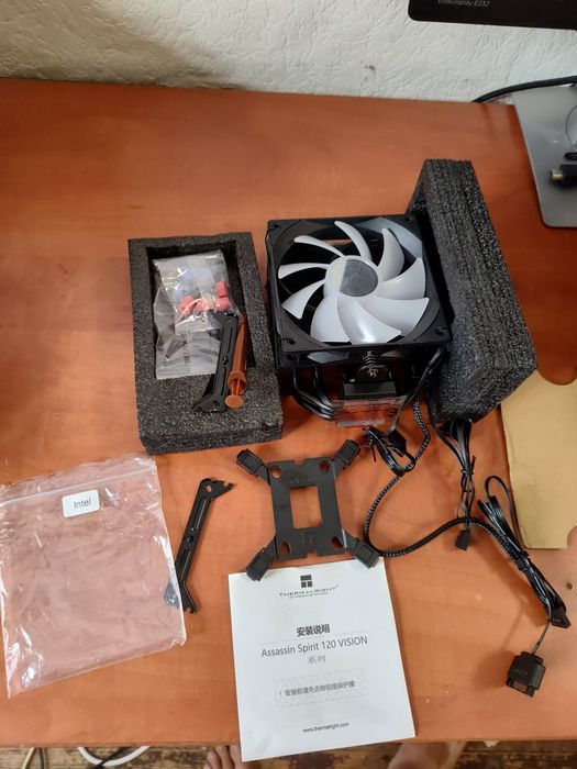 Racire pe aer cpu socket Am5,1700,1851 etc,cu disp ,nou la cutie,Argb.