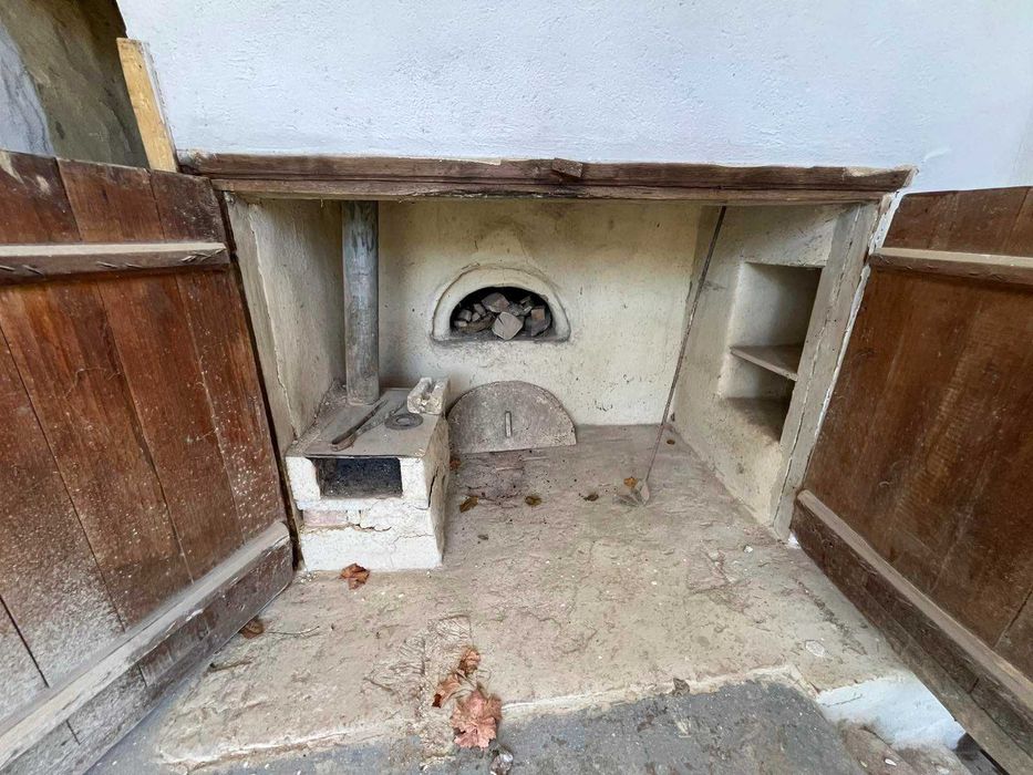 Двуетажна къща в с. Драгоево