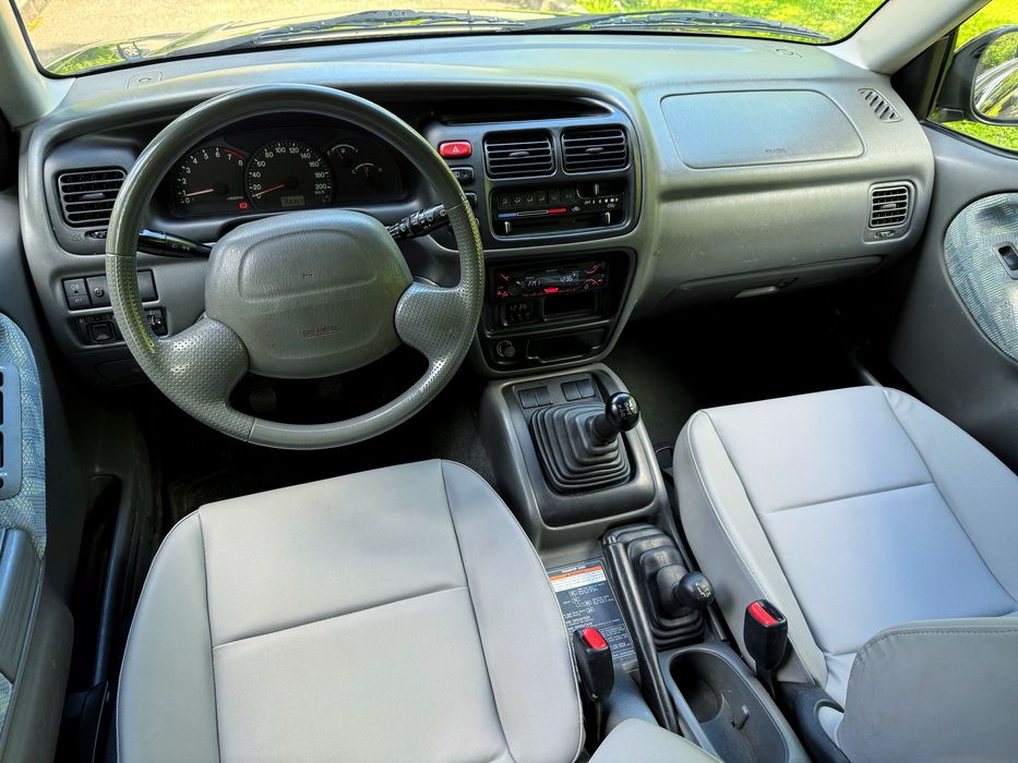 Suzuki Grand Vitara 2.0 benzina 128CP + GPL (impecabila, fara rugina)