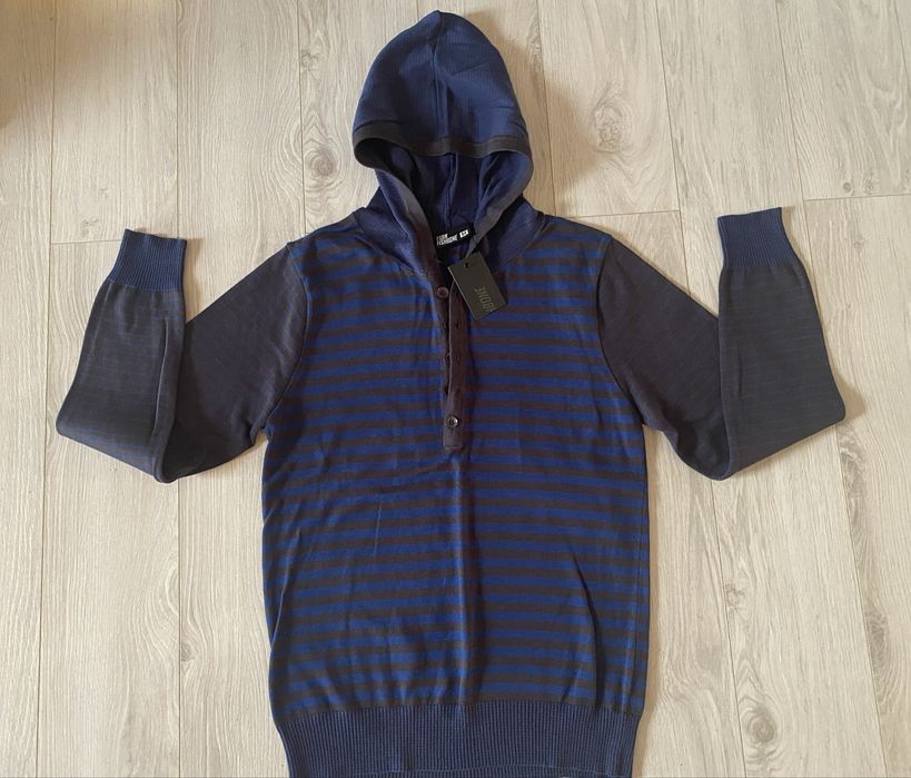 Pulover/ hanorac  barbati marimea M, nou