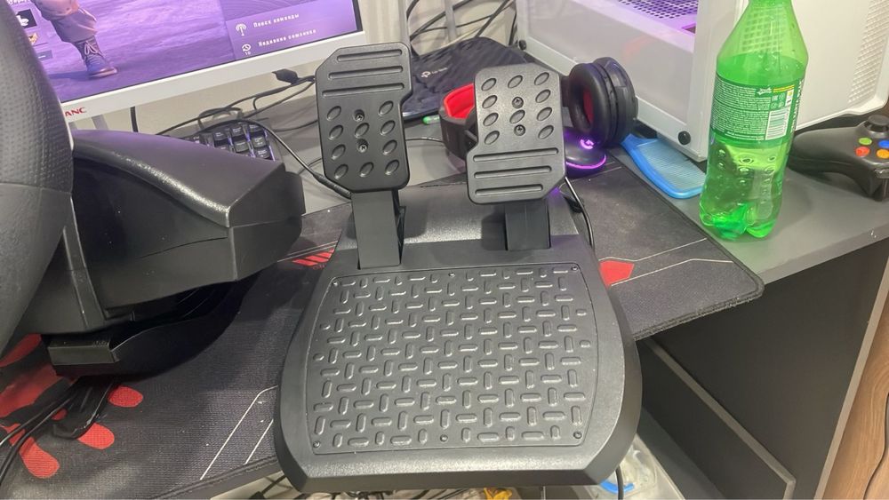 Руль Thrustmaster T80 — как новый, 3 месяца, с коробкой