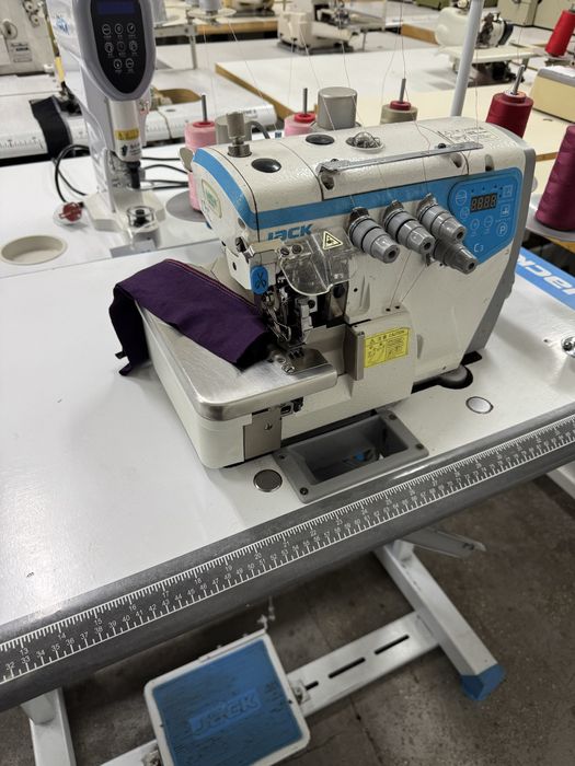 Masina de surfilat 2 ace 5 fire Jack Full Automata