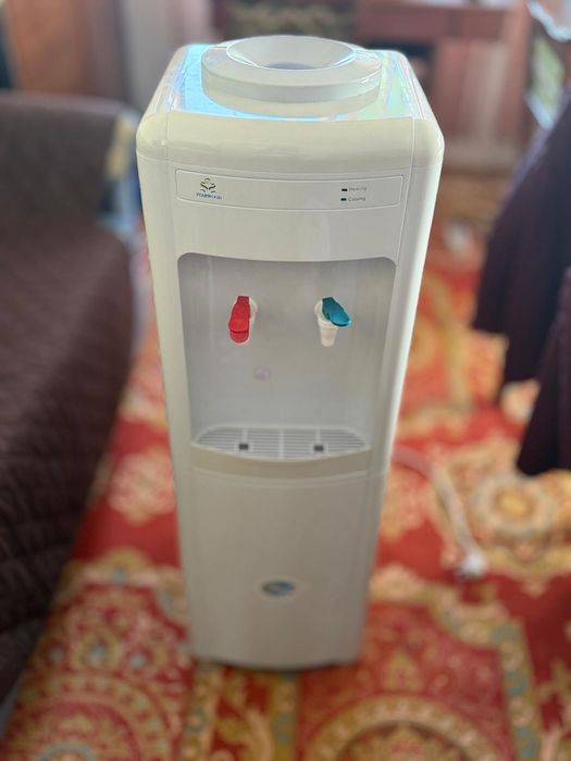 Dozator de apa Starwood