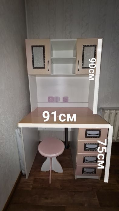 мебель для девочки,полноценный гарнитур