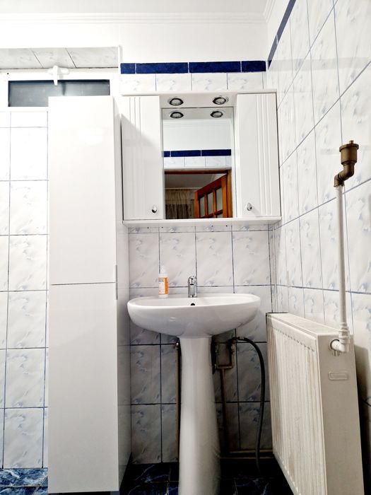 2 camere, 58 mp, DECOMANDAT, 3 min Metrou 1 Mai, vilă, parcare,.