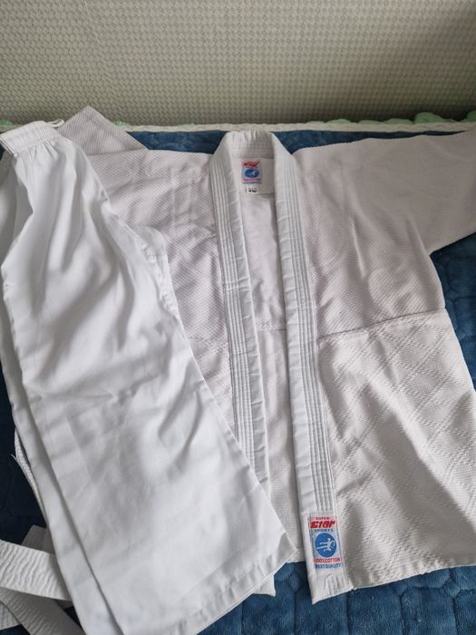 Кимоно детский 9-12 жасқа.