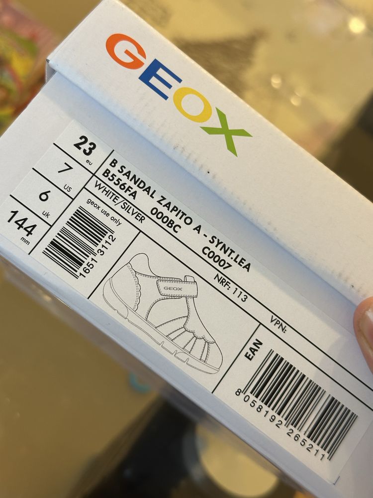 Geox детски обувки
