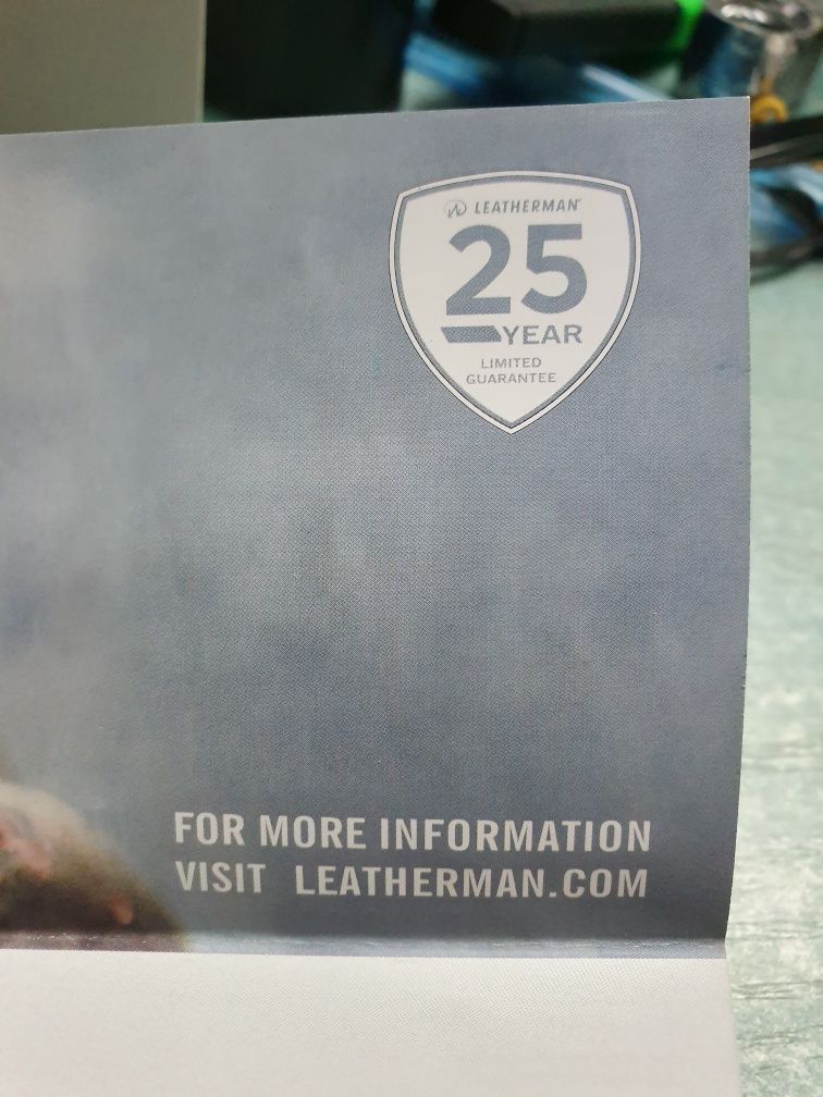 Гривна Leatherman "29 в 1"  3 см - 2.5 см  и накрайници за часовник