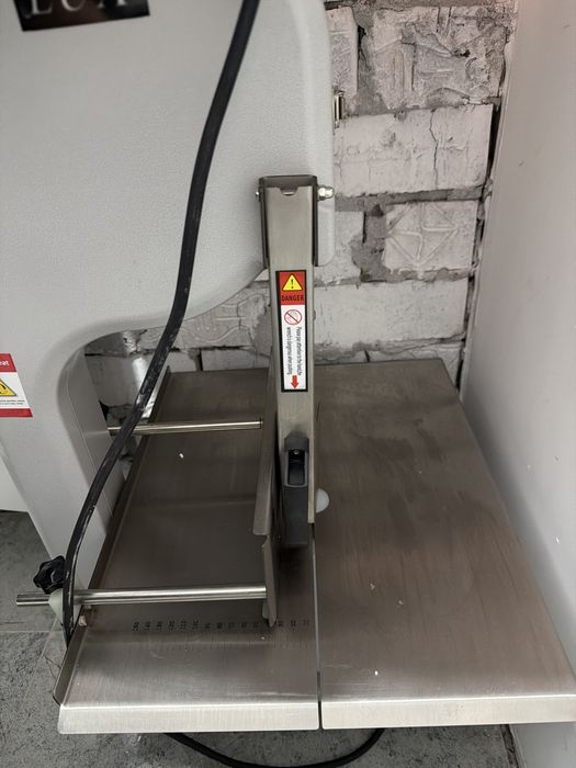 Пила мясо резка костей