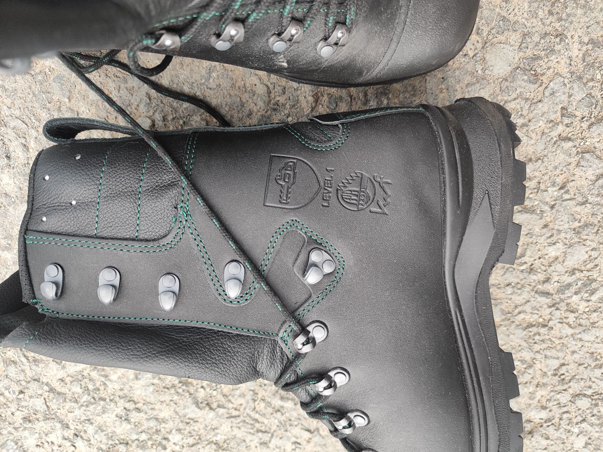 Bocanci haix  cu tehnologie goretex si piele naturala