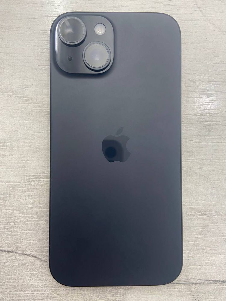 iPhone 15, АКБ 87%, 256Гб