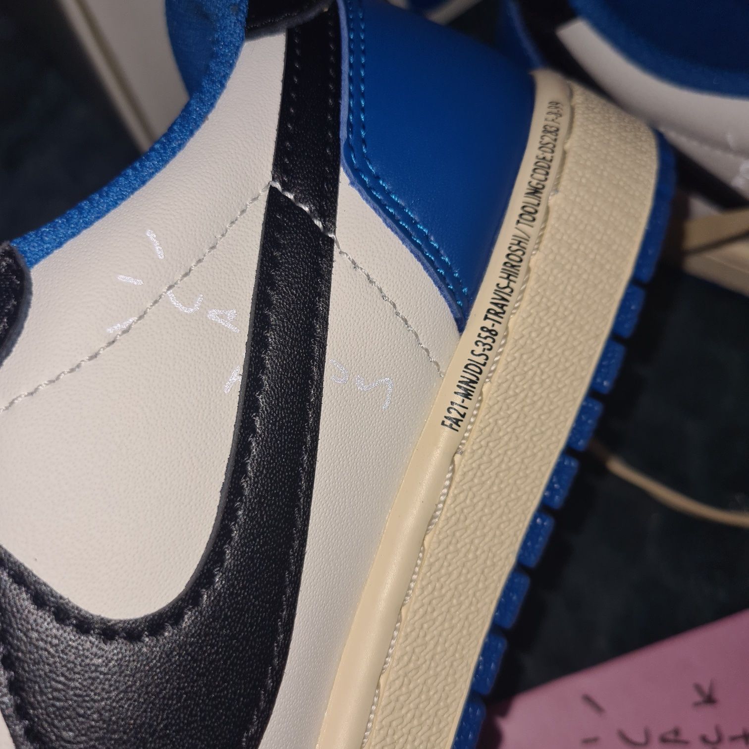 Jordan 1 Travis Fragment Low - marimea 39, 40/ premium, full pack