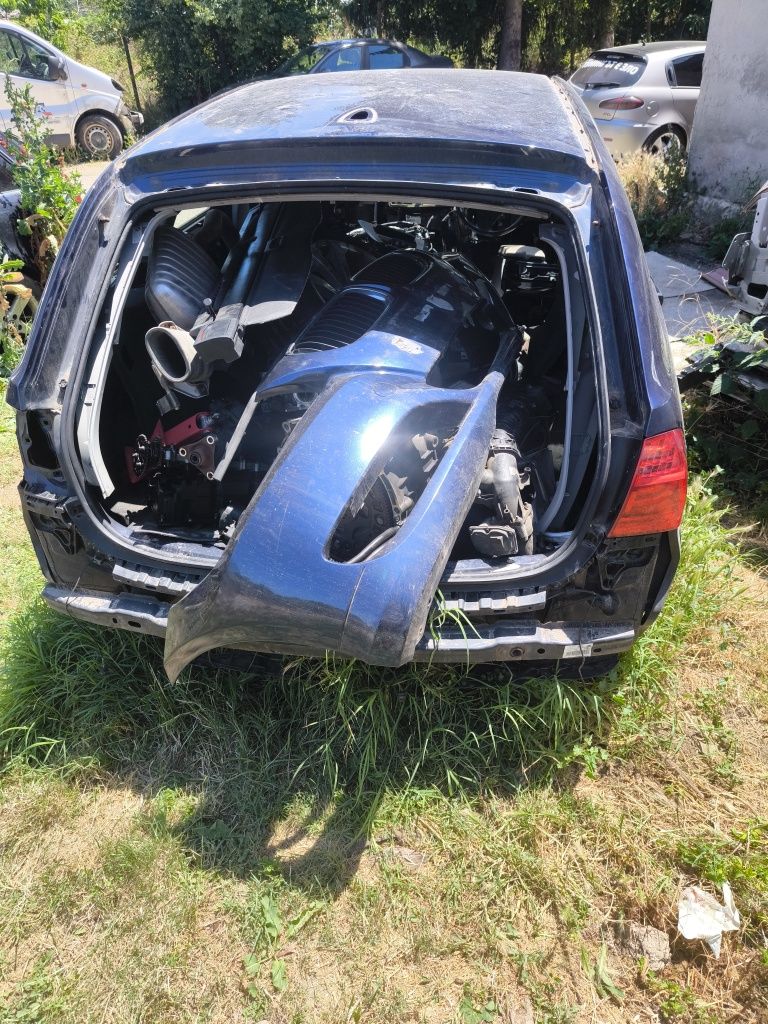 БМВ E91 2010 На части фейс