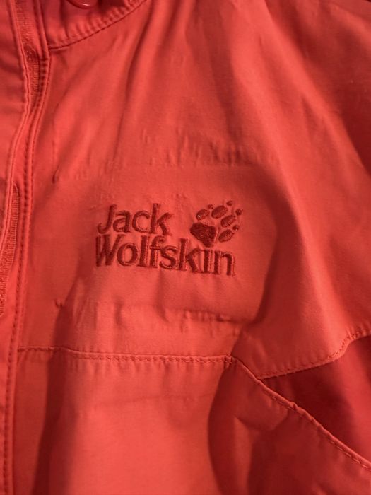 Geaca Jack Wolfskin impermeabila femei