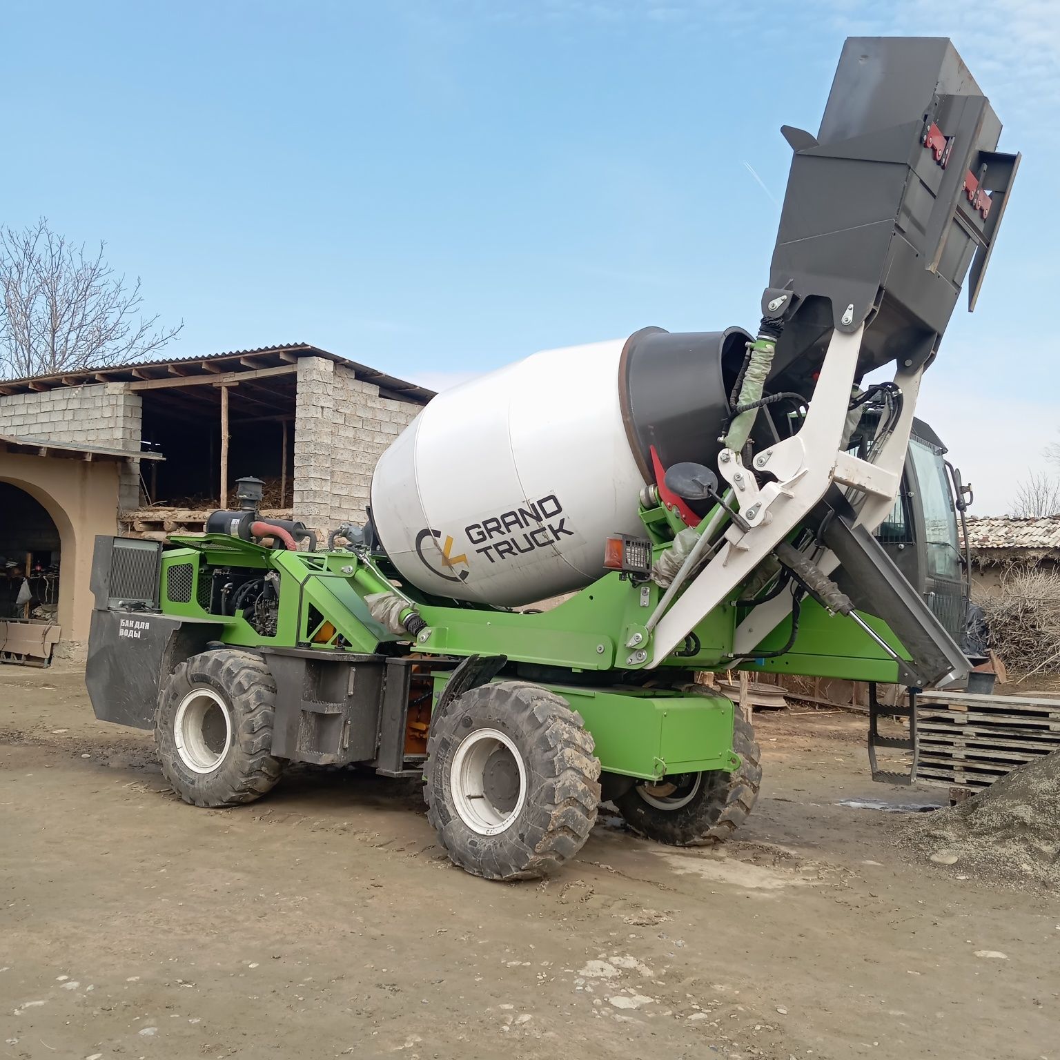 Karmiks beton quyish xizmati styashka fundament quyamiz Payariq Jomboy