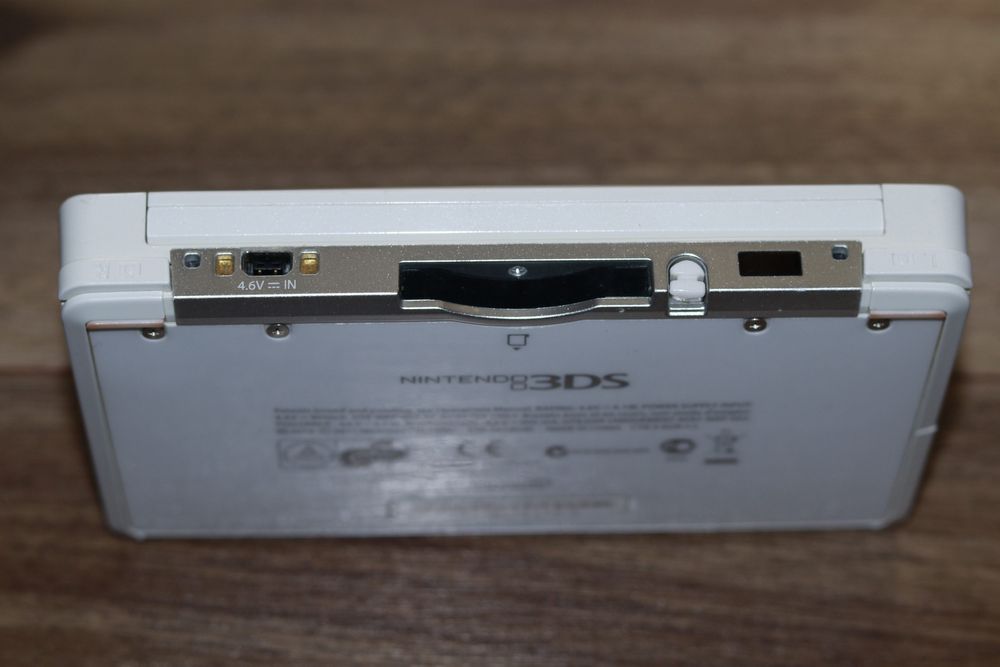 Nintendo 3DS +card de 64Gb modat