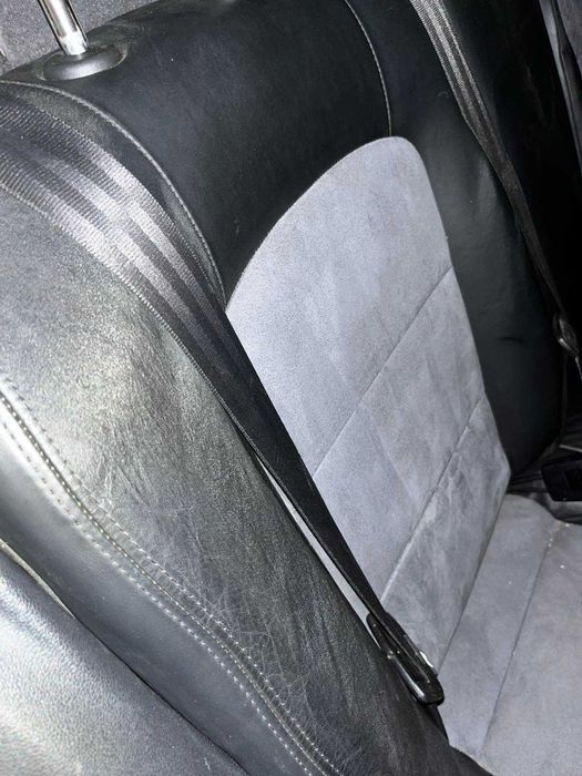 Ел седалки Seat Leon 1m