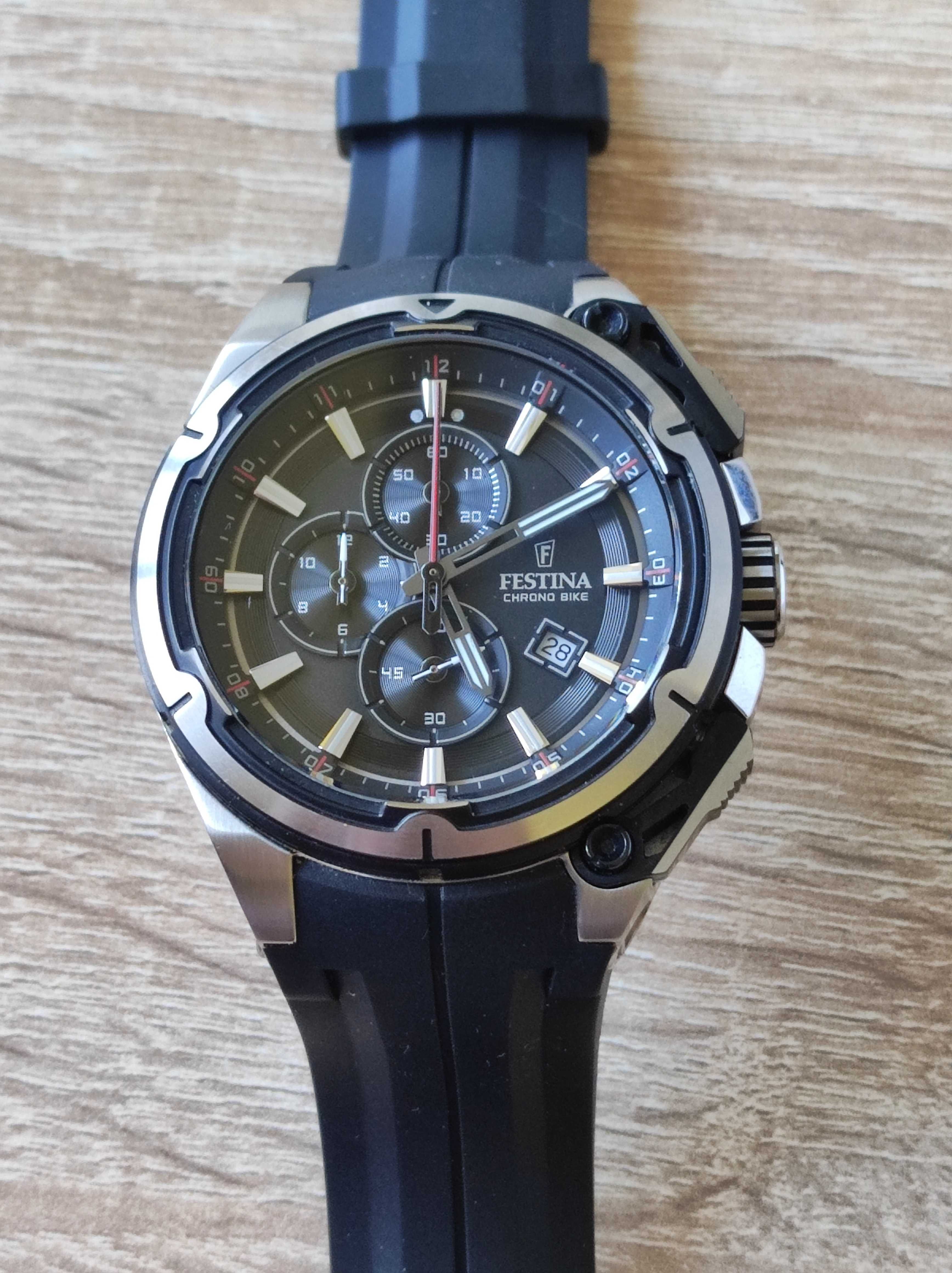 Ръчен часовник Festina F16882