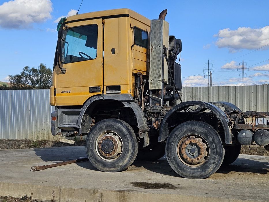 Mercedes actros 4141