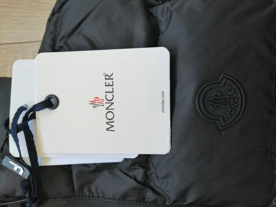 Moncler мъжки елек в черен цвят   3 5 6