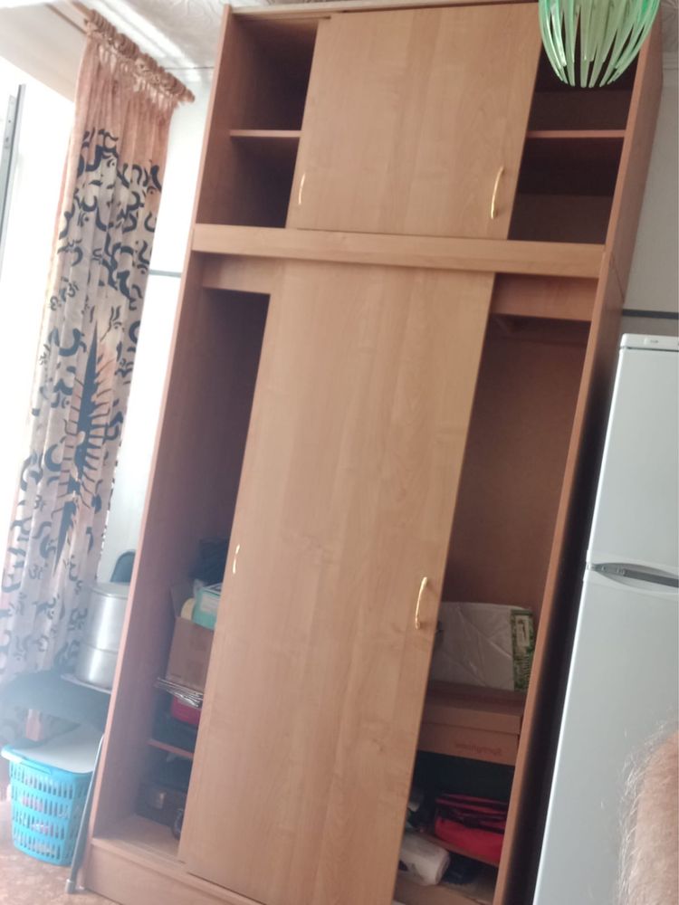 Продам шкаф-купе