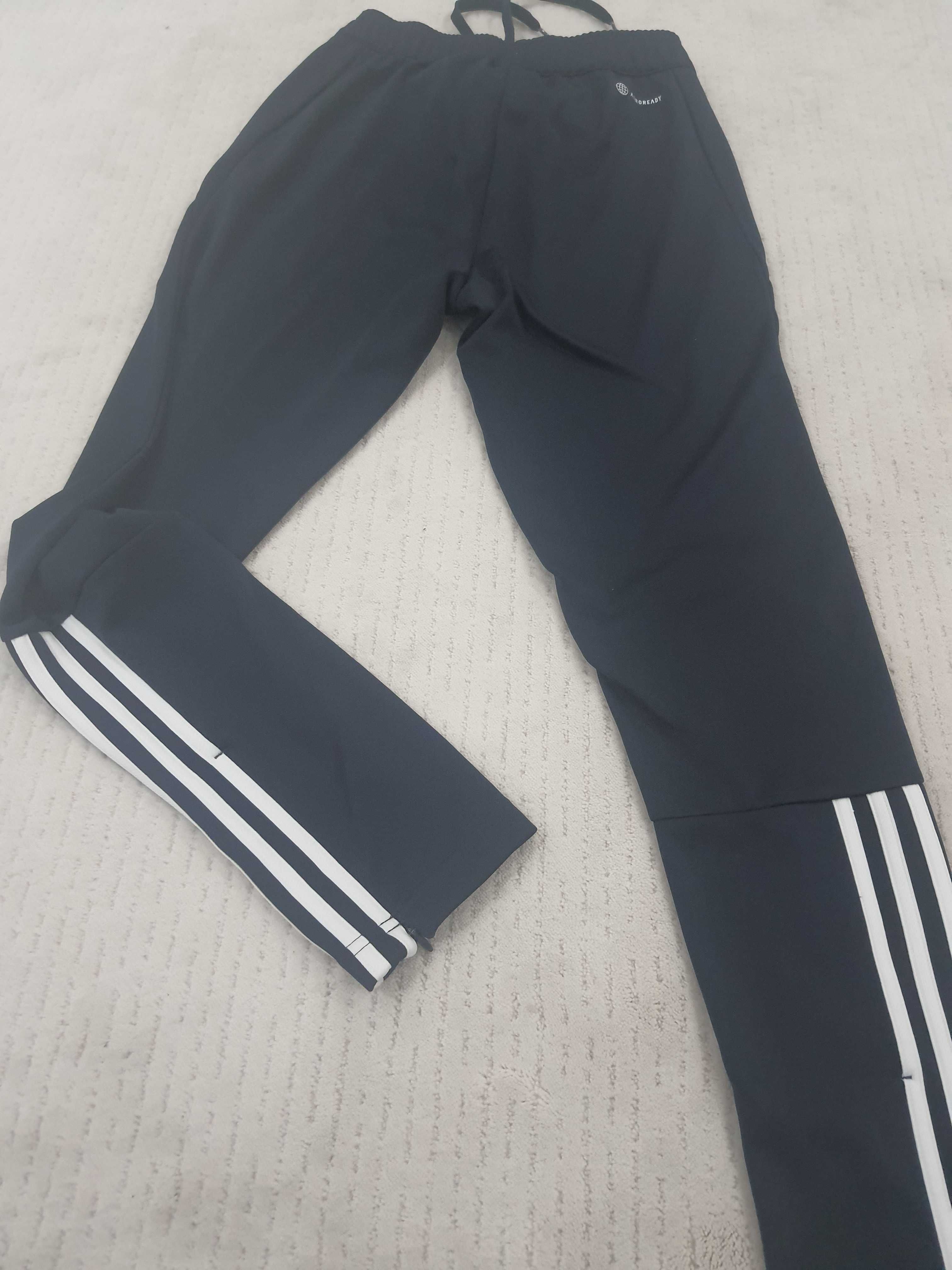 Оригинално горнище ADIDAS