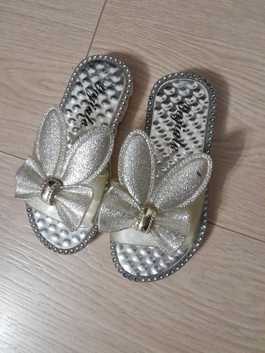 Новогодняя обувь зайчик для девочки