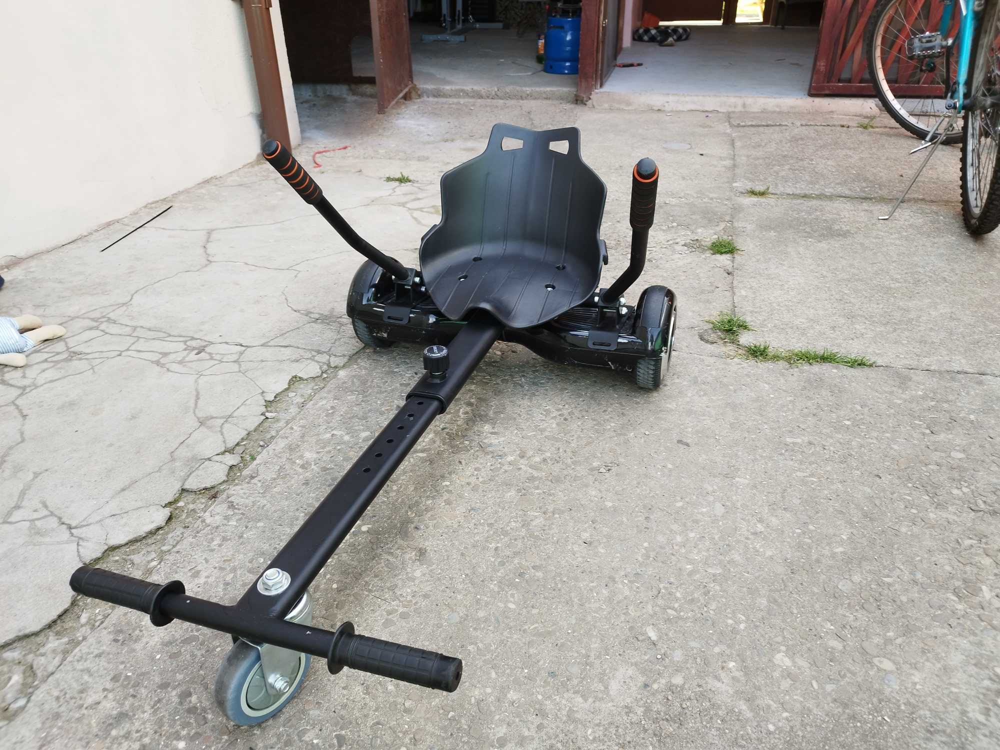 Hoverboard negru, roti 6.5",autonomie 15 km,viteza 10 km/h + scaun