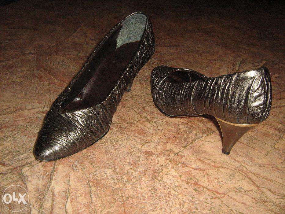 Продаются туфли 39-40 размера