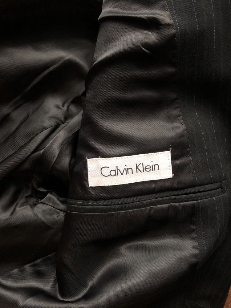 Vand sacou Calvin Klein nou nout, L, negru in dungi albastre