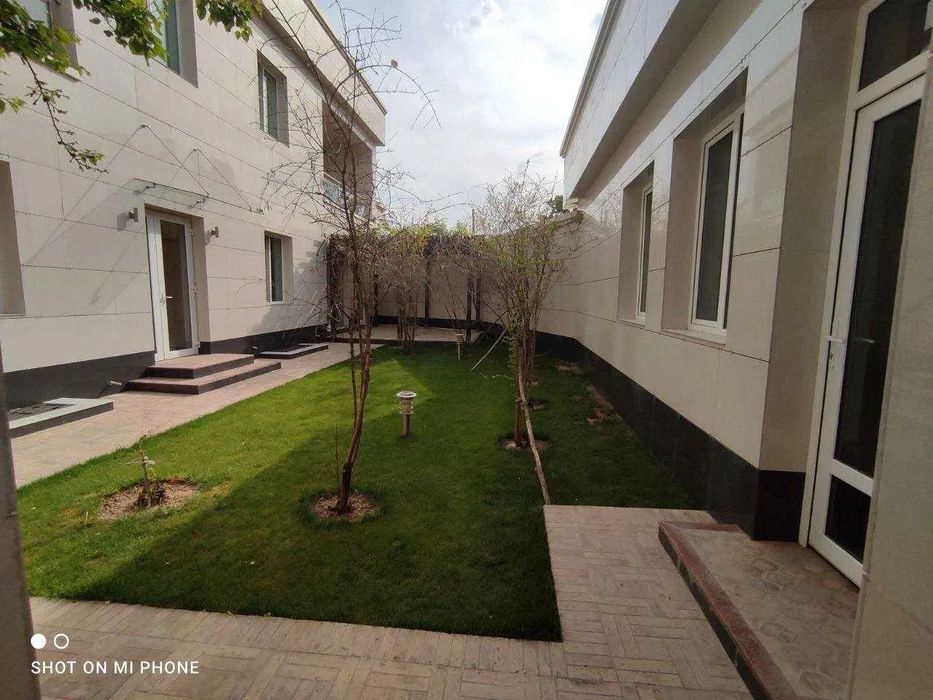 Сдам Евродом 5-соток на Куйлюк-5, метро Киёт