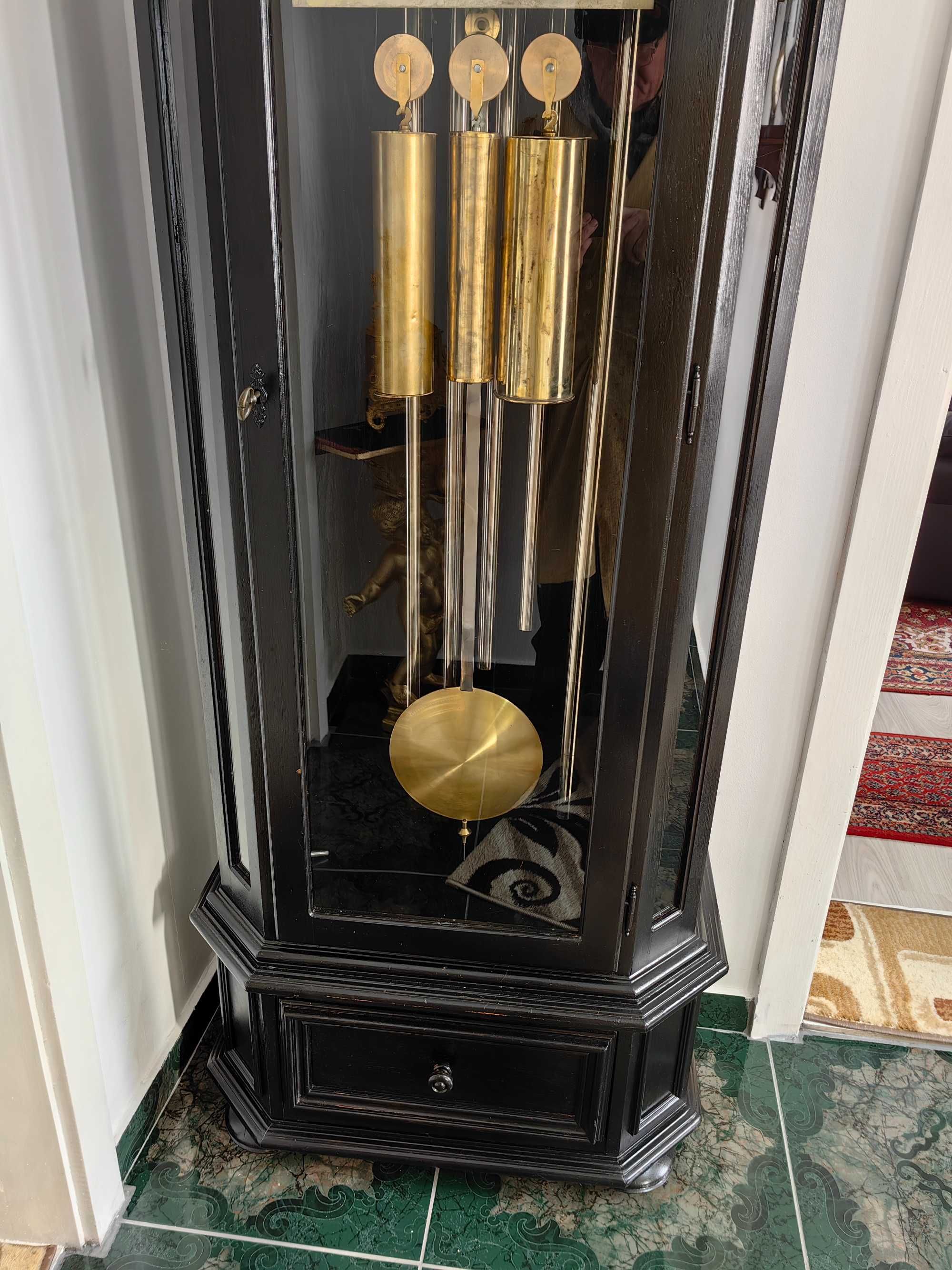 ceas ,pendula de podea,cu tuburi de sunet,marca HERSCHEDE,an 1919