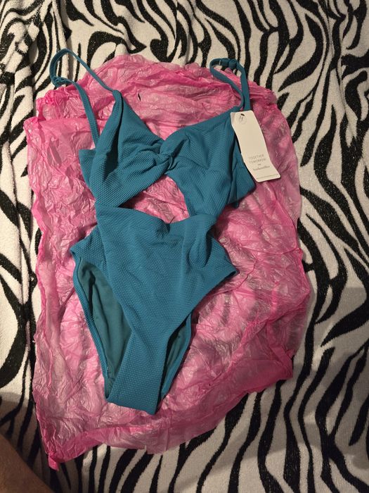 Женски бански Hunkemoller (34 номер) *нови*