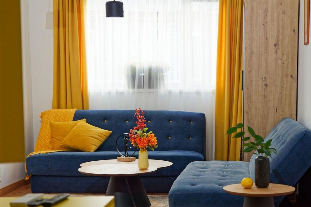 Дава се под наем Двустаен апартамент в София, Център - 62 кв.м за 800 € - Снимка #1