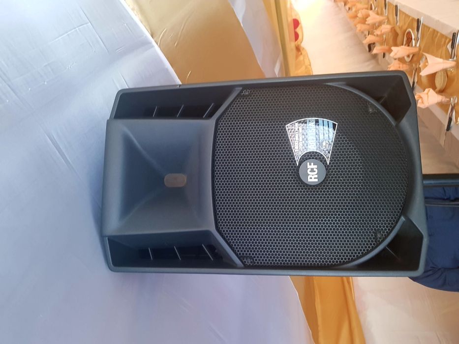 Boxe RCF in stare foarte buna