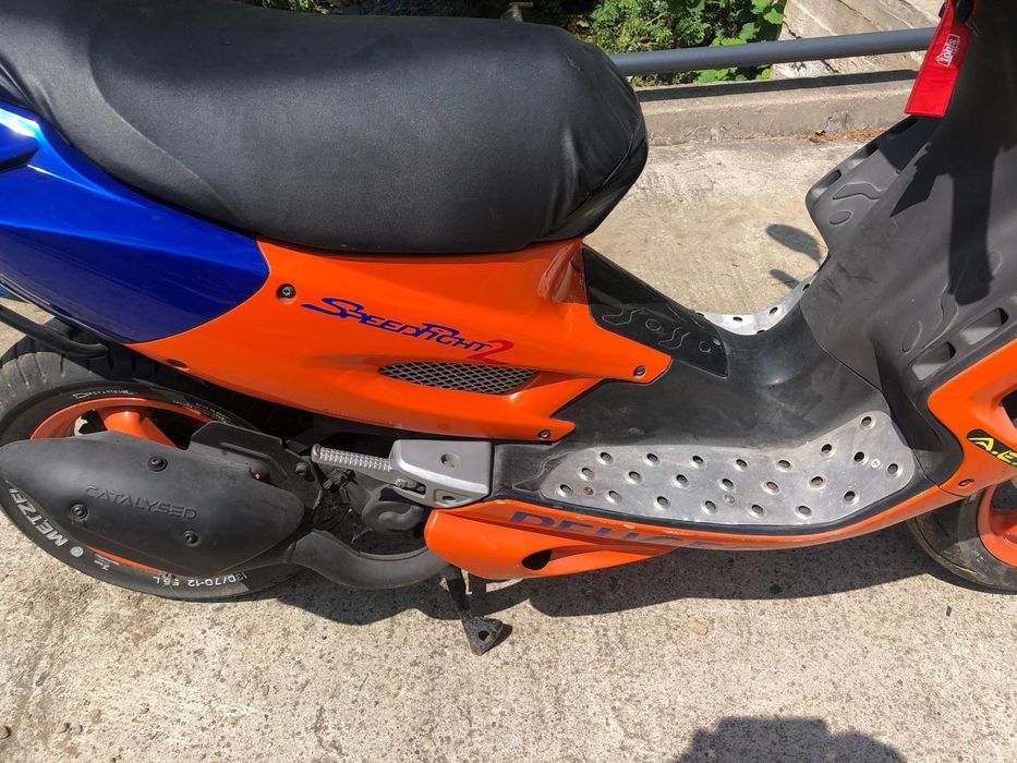 Vând scuter Peugeot SpeedFight 2LC