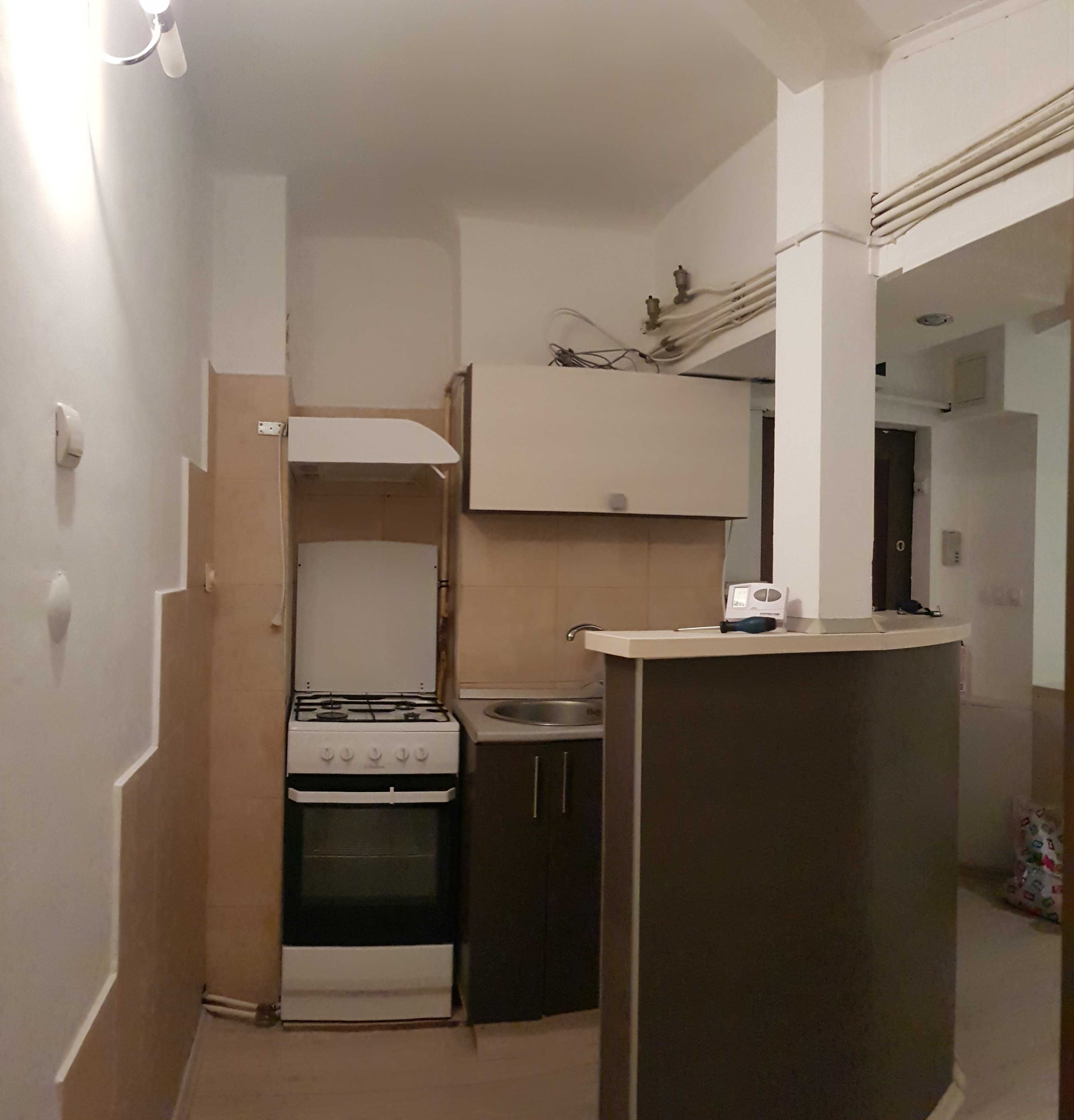 Închiriez apartament 3 camere